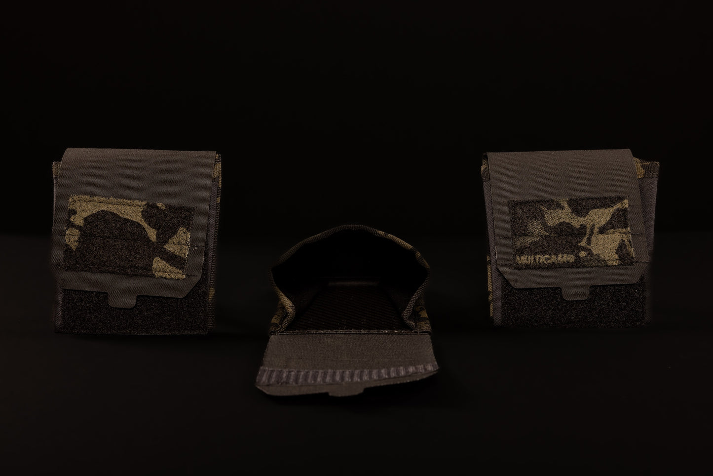 Quarter Pouch
